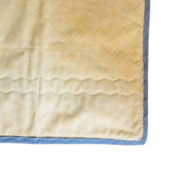 Winter Birds Table Topper, Quilted Panel from Table Please, Part TWO, Muted Past - Picture 3 of 6